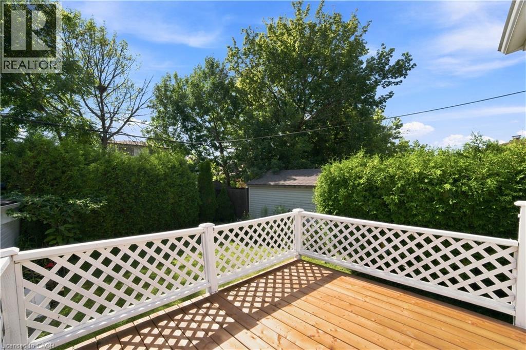 156 Tragina Avenue N, Hamilton, ON - Outdoor