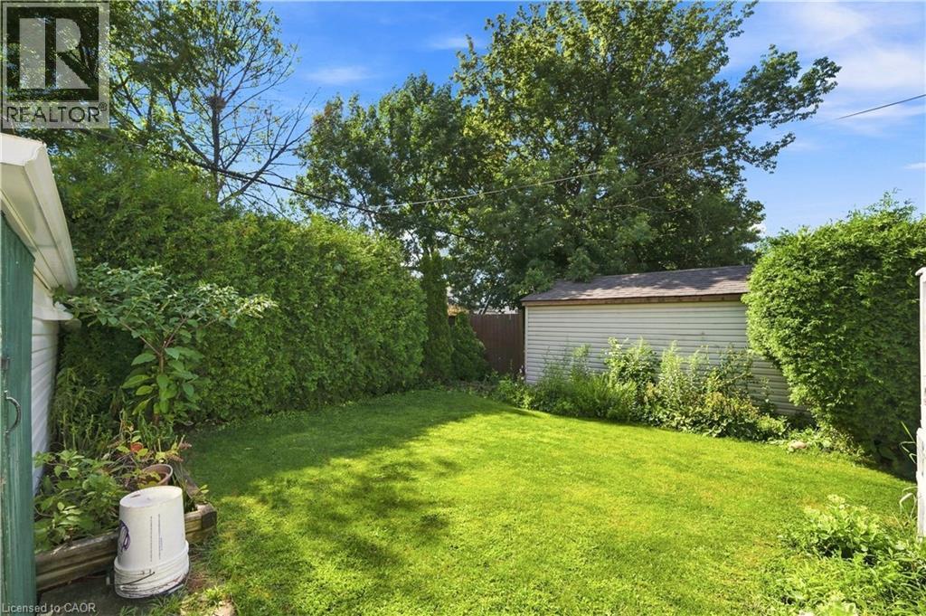 156 Tragina Avenue N, Hamilton, ON - Outdoor