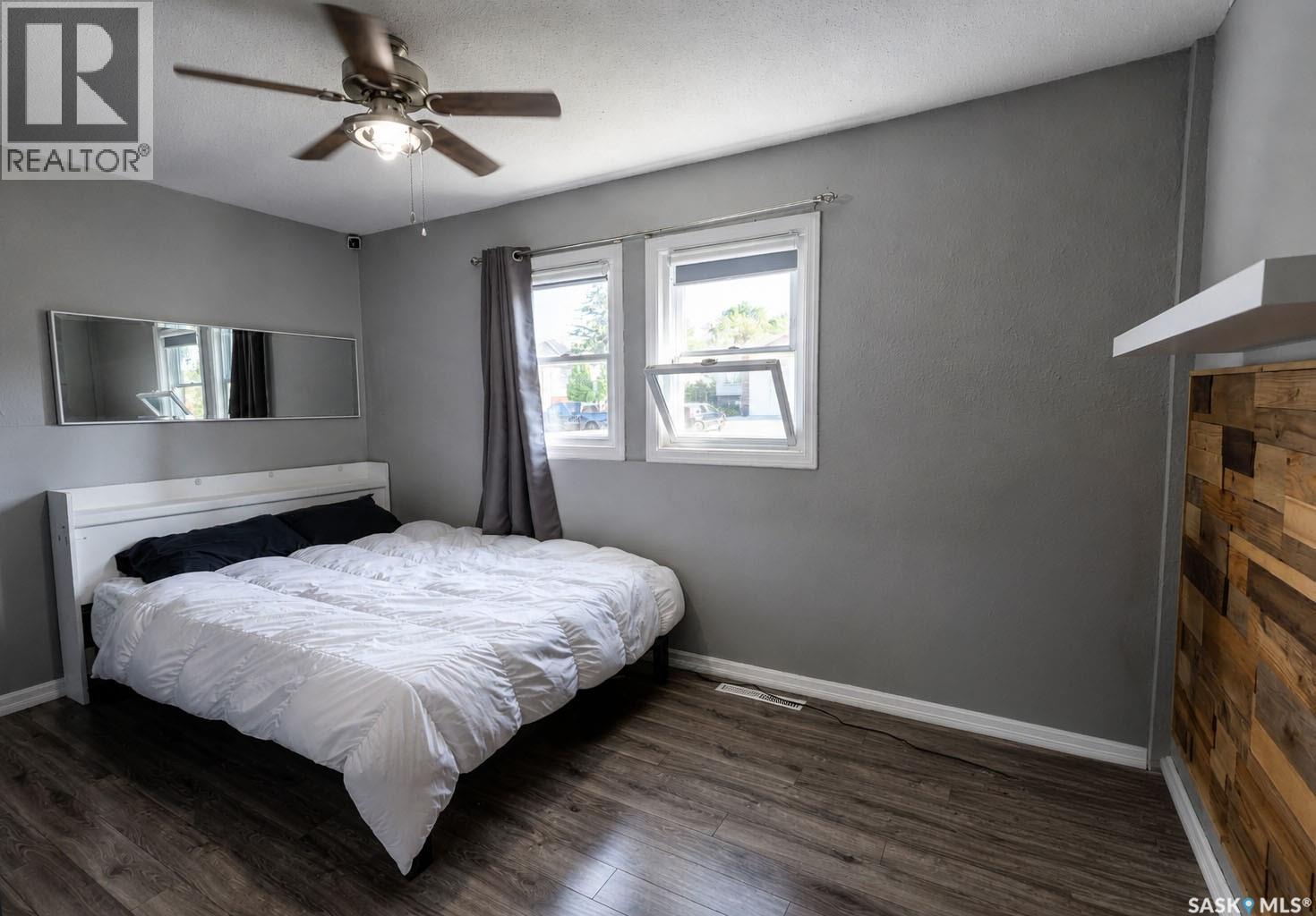 838 3Rd Street E, Prince Albert, SK - Indoor Photo Showing Bedroom