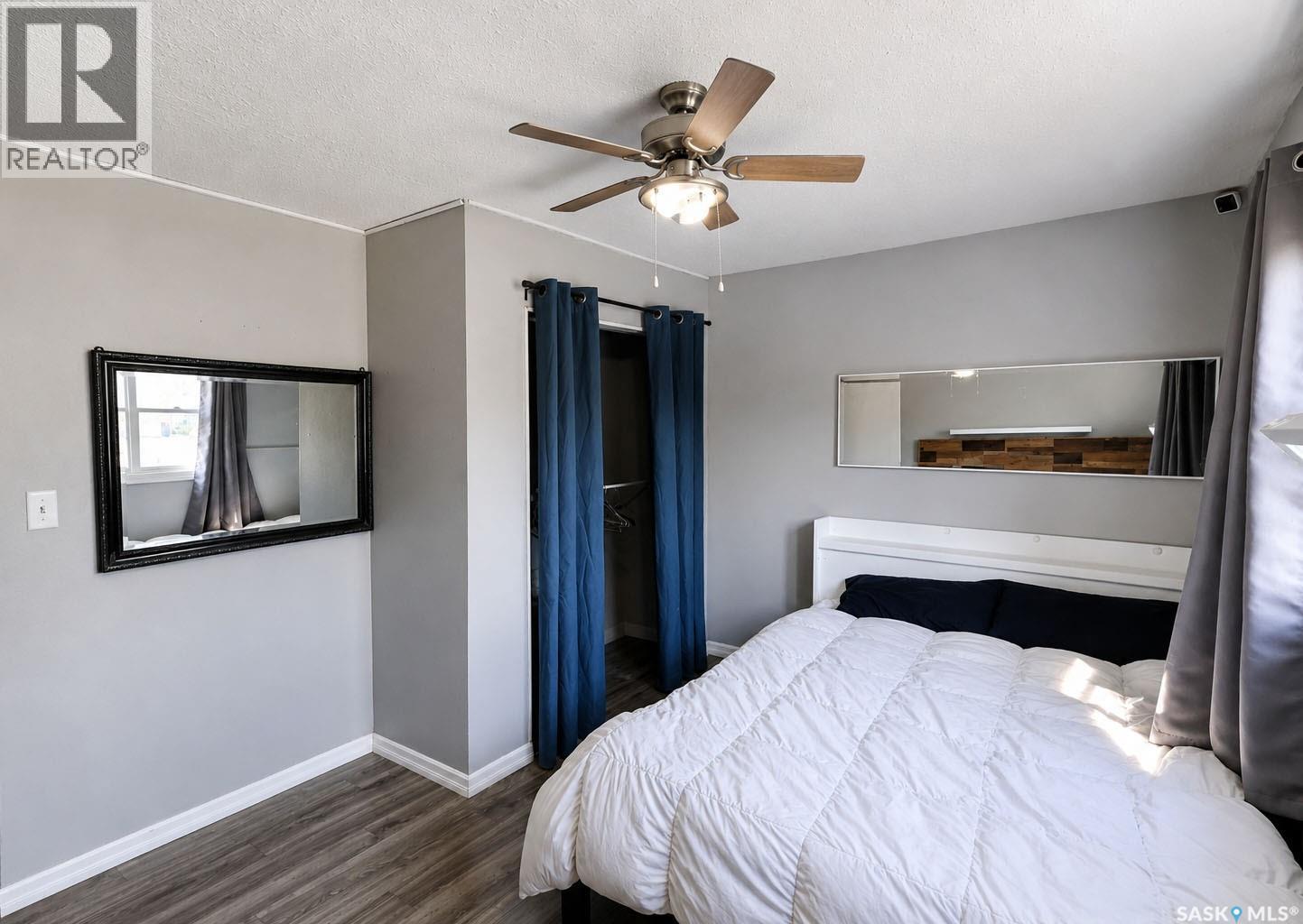 838 3Rd Street E, Prince Albert, SK - Indoor Photo Showing Bedroom
