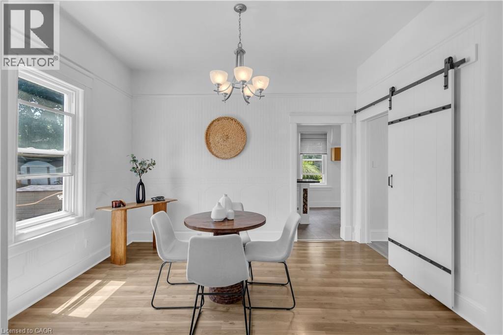 60 Berkley Road, Cambridge, ON - Indoor Photo Showing Dining Room