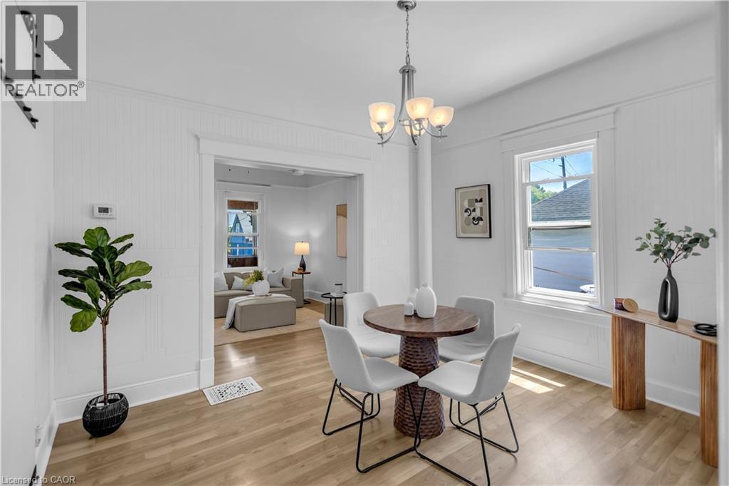 60 Berkley Road, Cambridge, ON - Indoor Photo Showing Dining Room