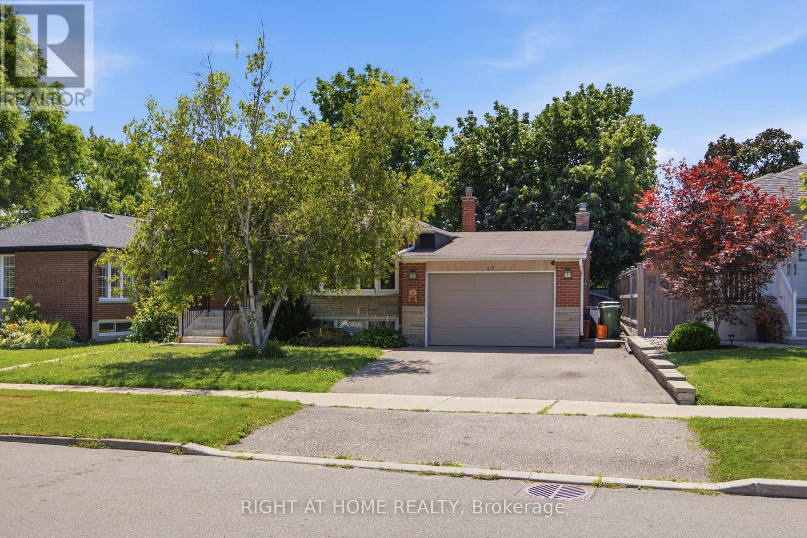 45 Faversham Crescent, Toronto, ON - Outdoor