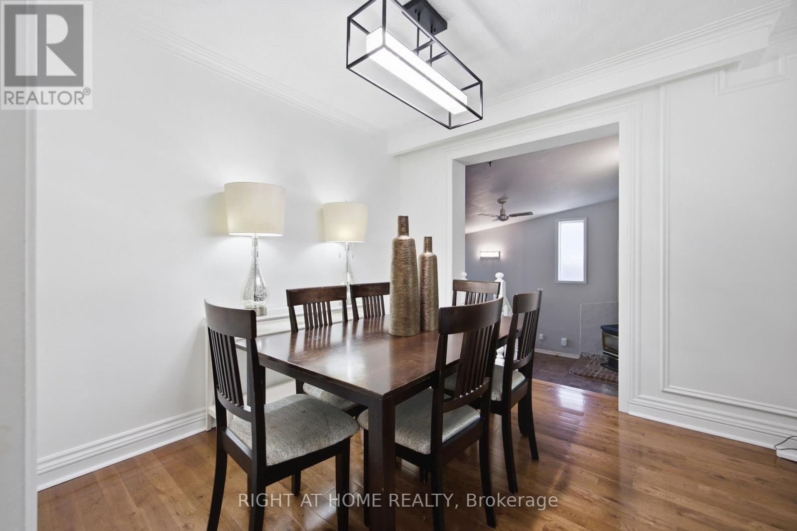 45 Faversham Crescent, Toronto, ON - Indoor Photo Showing Dining Room