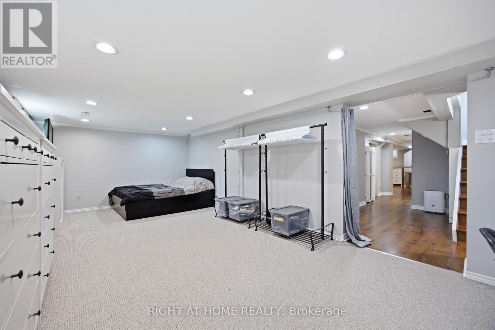 45 Faversham Crescent, Toronto, ON - Indoor