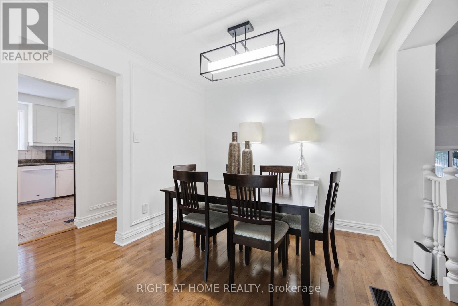 45 Faversham Crescent, Toronto, ON - Indoor Photo Showing Dining Room