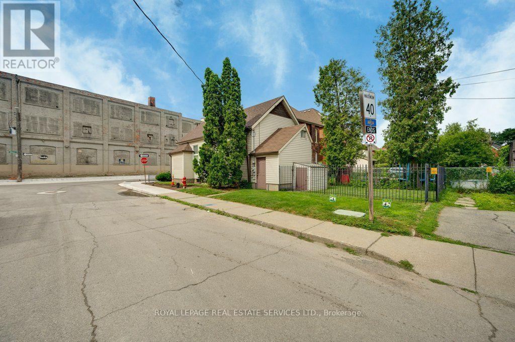 571 Wilson Street, Hamilton, ON