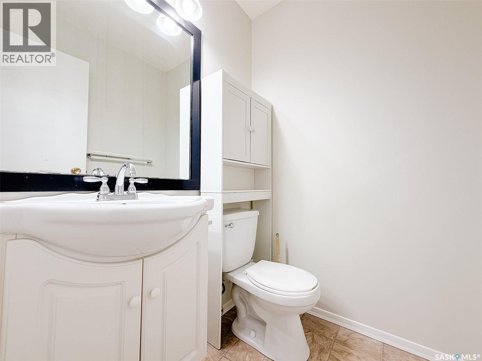 1026 Kingsmere Boulevard, Saskatoon, SK - Indoor Photo Showing Bathroom