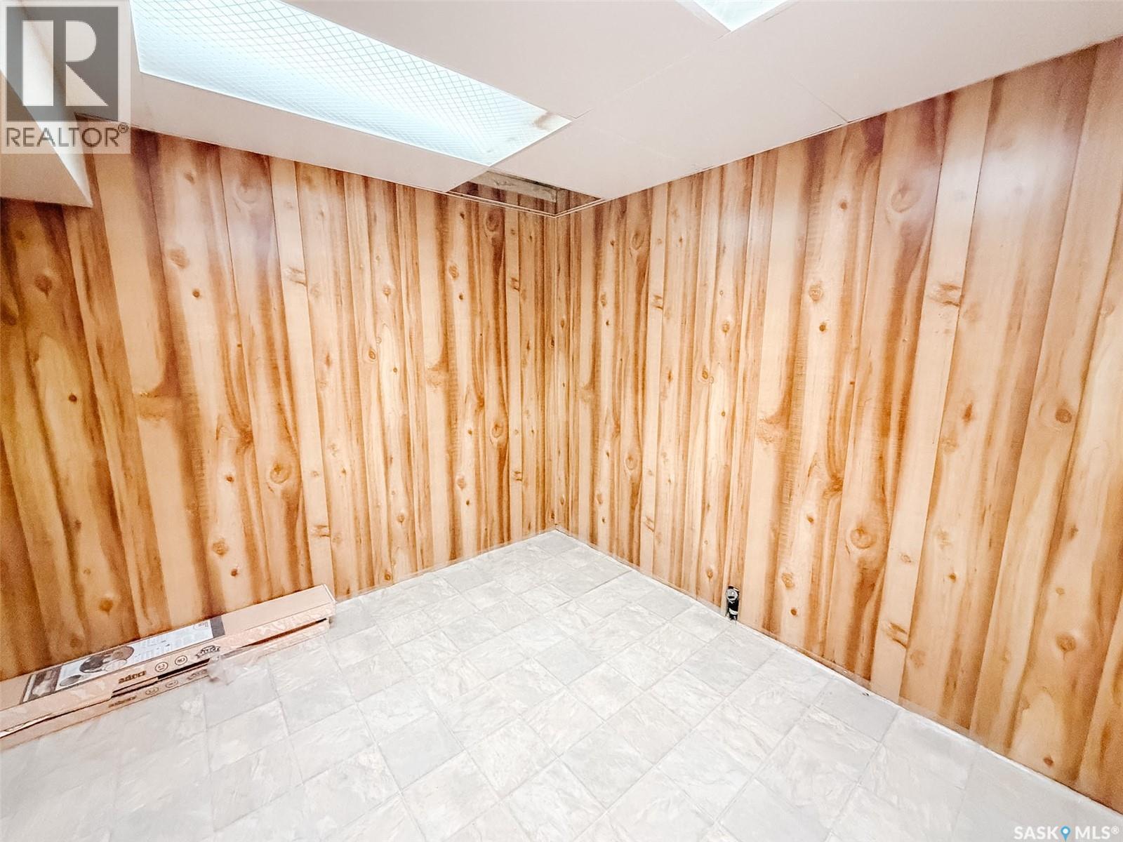 1026 Kingsmere Boulevard, Saskatoon, SK - Indoor Photo Showing Other Room