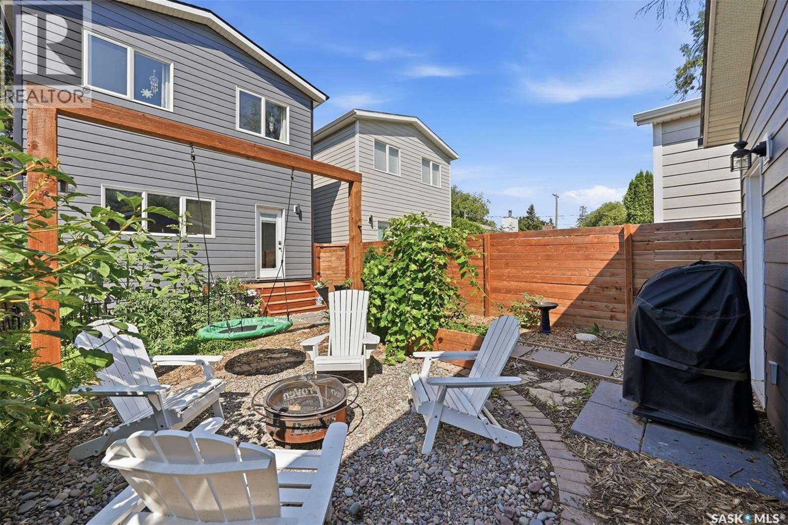 918 3Rd Street, Saskatoon, SK - Outdoor