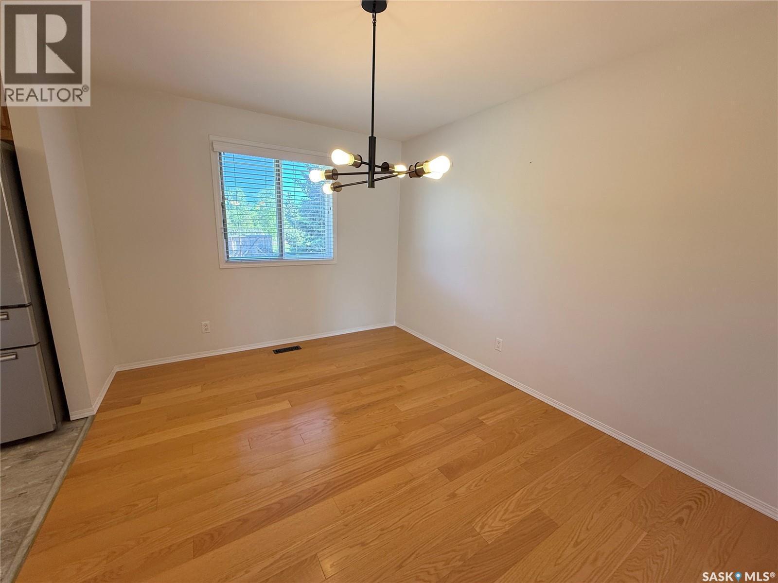 86 Duncan Crescent, Saskatoon, SK - Indoor Photo Showing Other Room