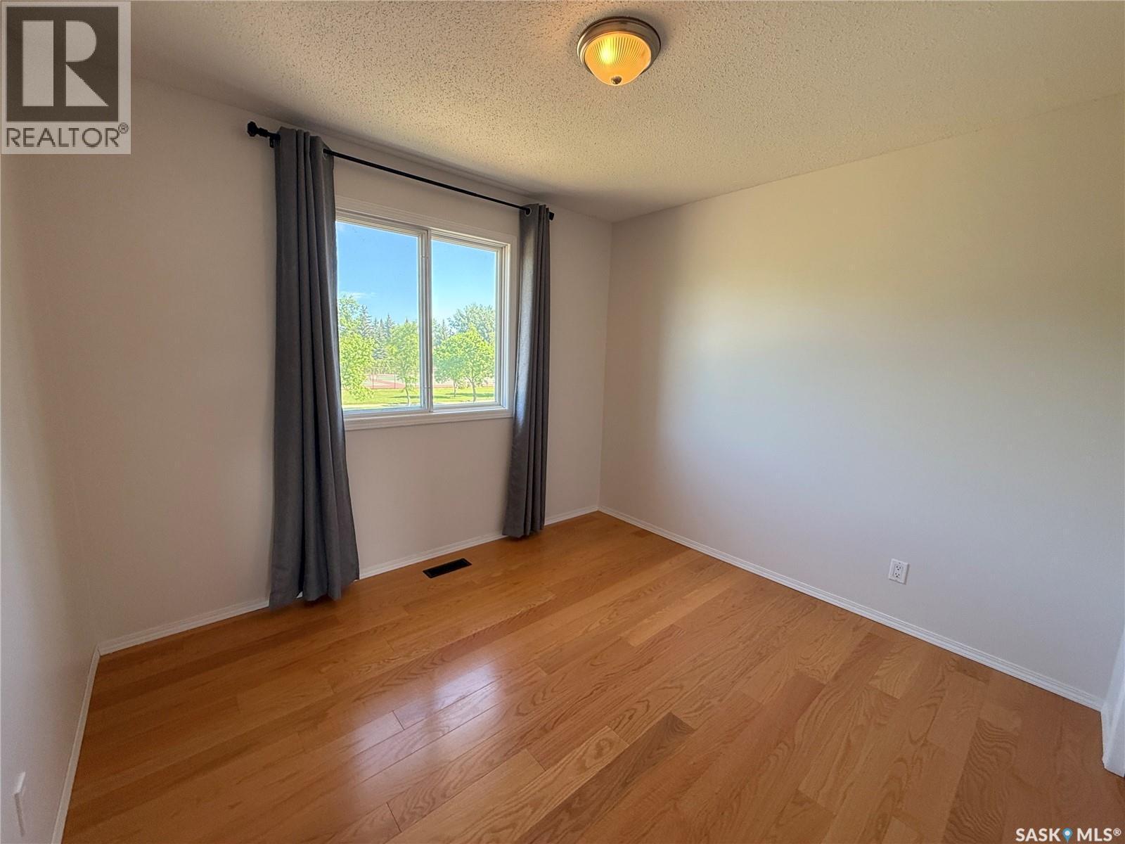 86 Duncan Crescent, Saskatoon, SK - Indoor Photo Showing Other Room
