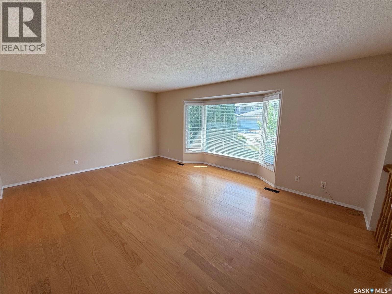 86 Duncan Crescent, Saskatoon, SK - Indoor Photo Showing Other Room