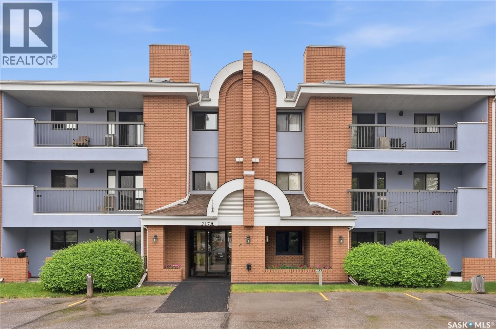 212 217A Cree Place, Saskatoon, SK - Outdoor With Balcony With Facade