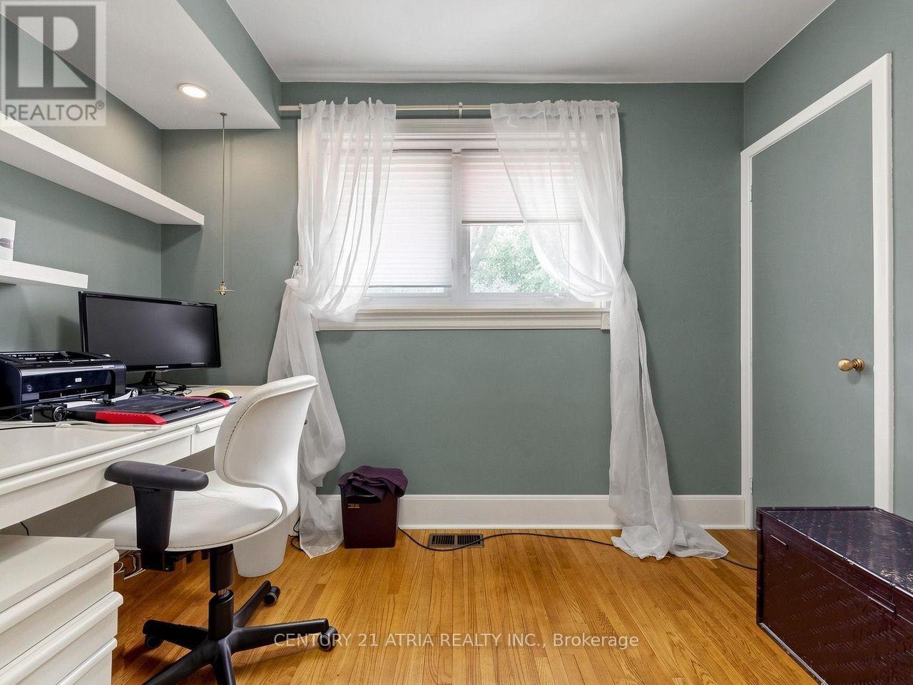 22 Jeffton Crescent, Toronto, ON - Indoor Photo Showing Office