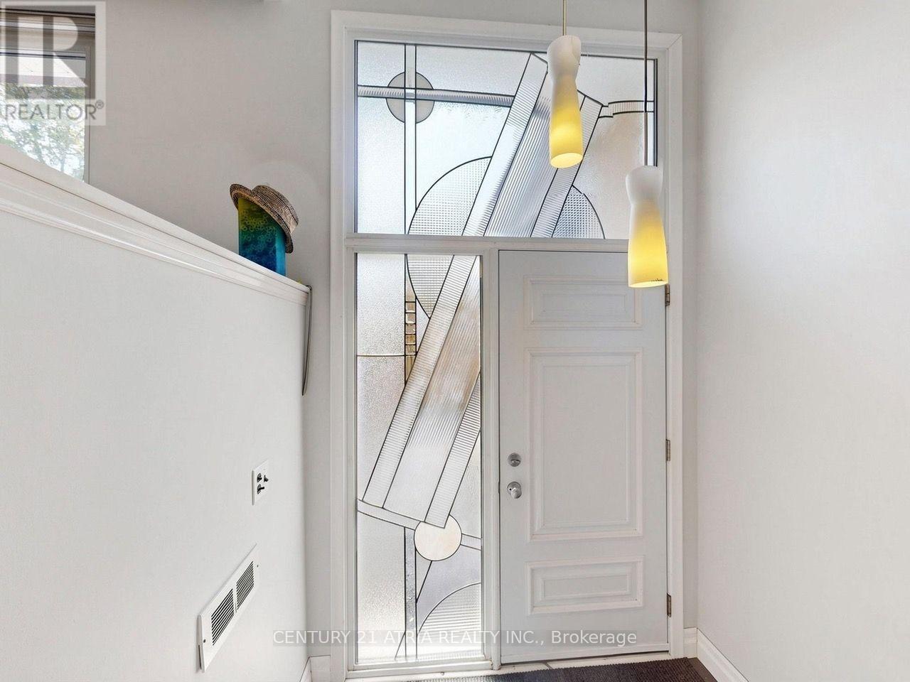 22 Jeffton Crescent, Toronto, ON - Indoor Photo Showing Other Room