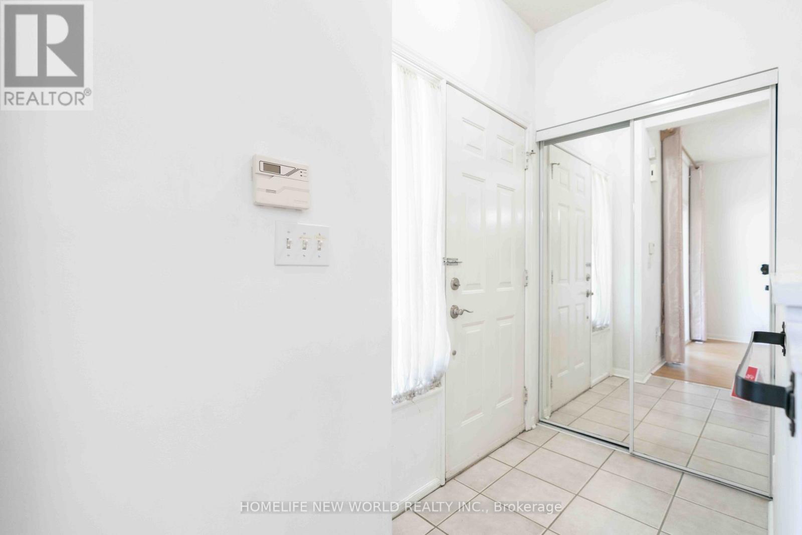12 - 21 St. Moritz Way, Markham, ON - Indoor Photo Showing Other Room