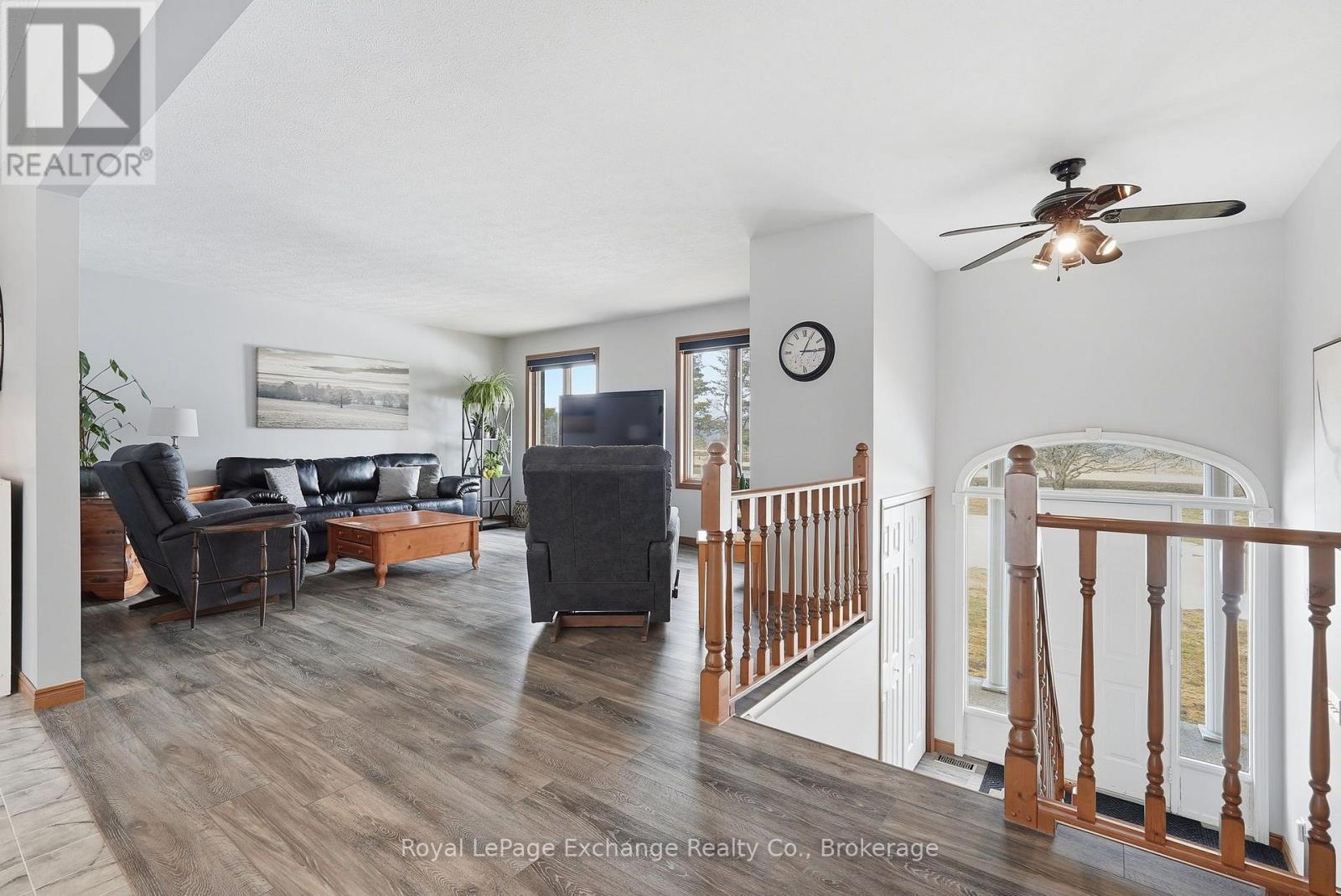 393460 2 Concession, West Grey, ON - Indoor Photo Showing Other Room
