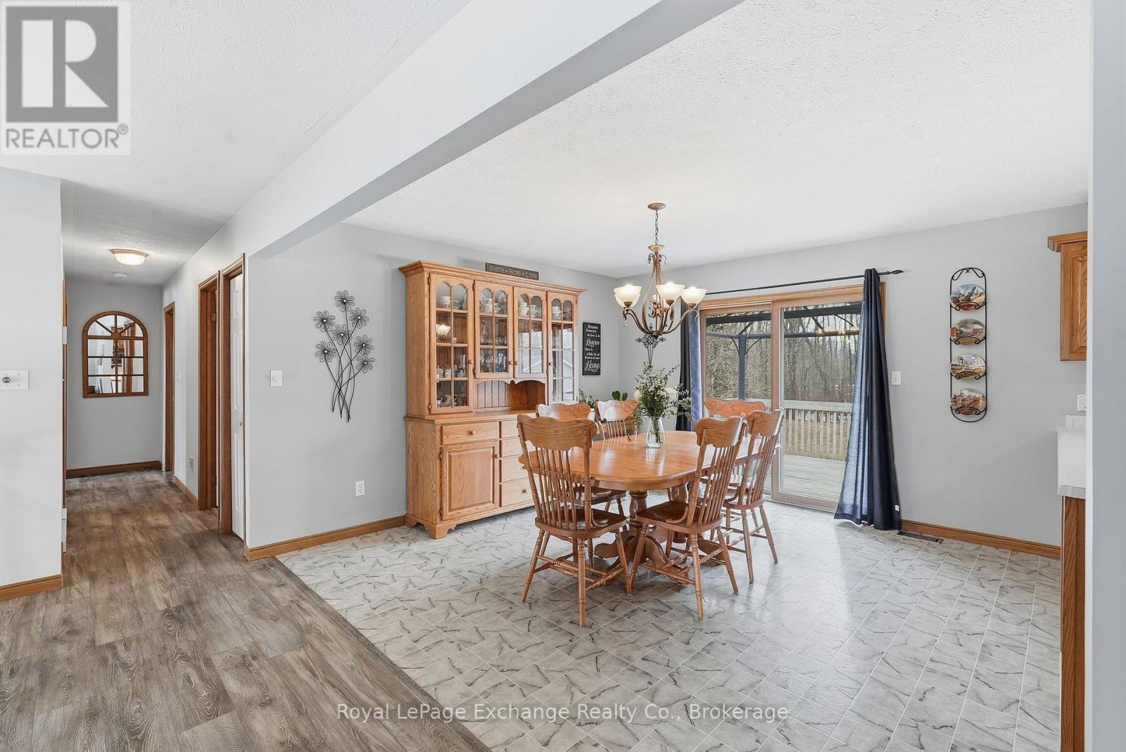 393460 2 Concession, West Grey, ON - Indoor Photo Showing Dining Room