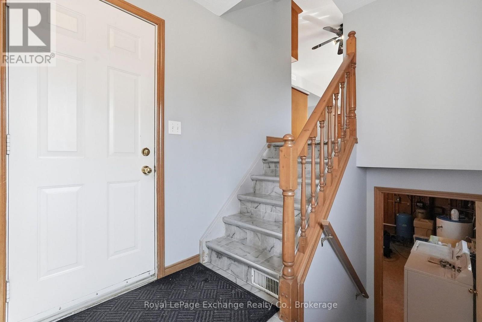 393460 2 Concession, West Grey, ON - Indoor Photo Showing Other Room