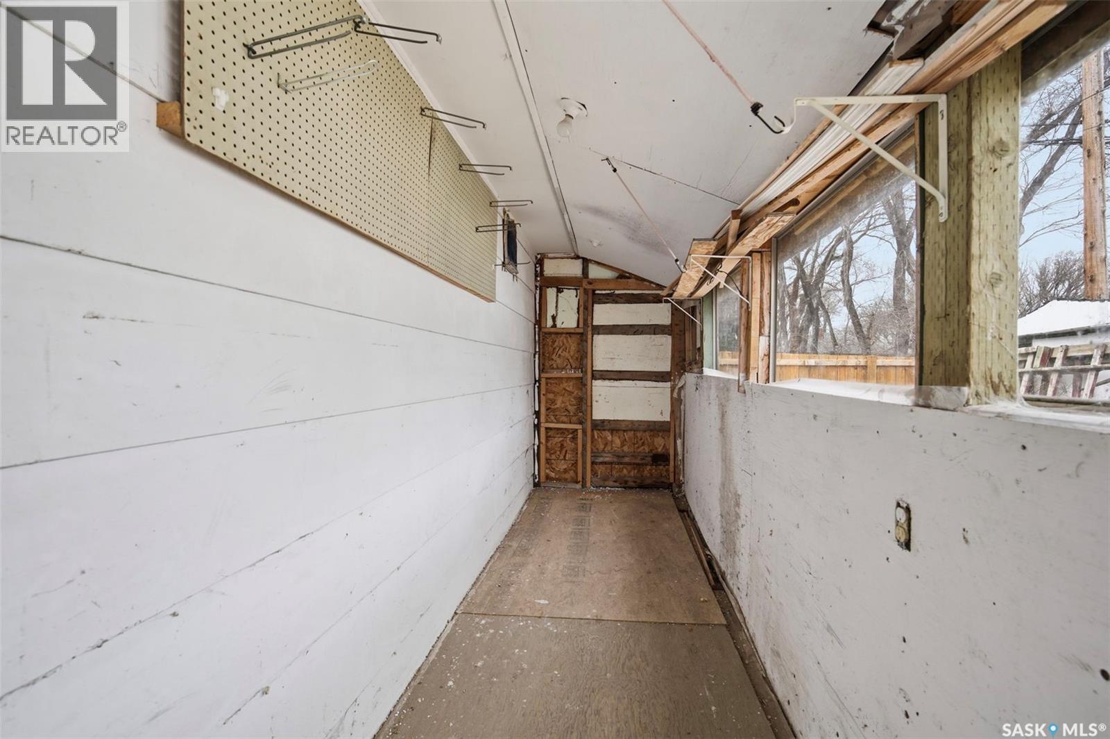 1721 E Avenue N, Saskatoon, SK -