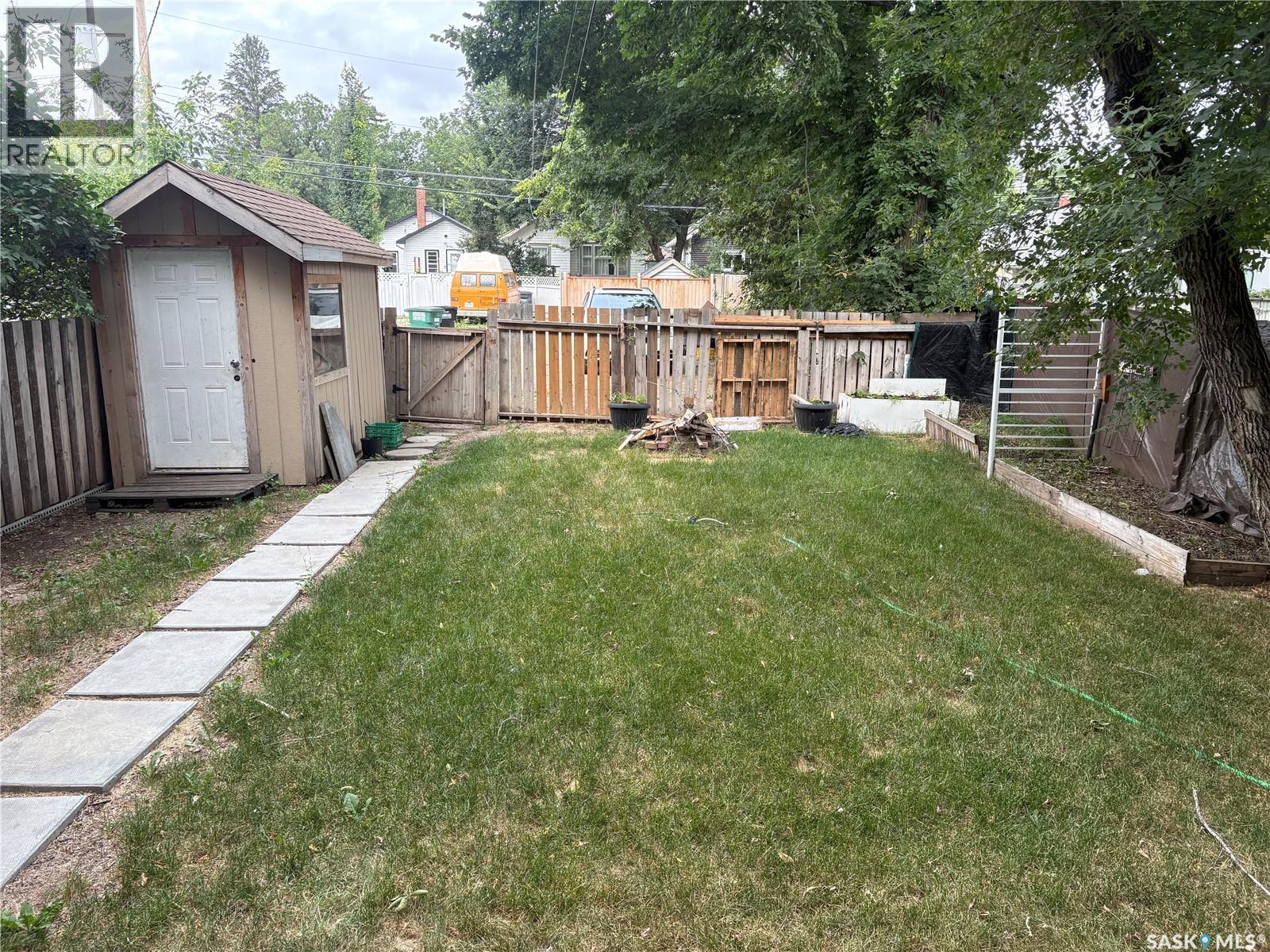 1125 Idylwyld Drive N, Saskatoon, SK - Outdoor