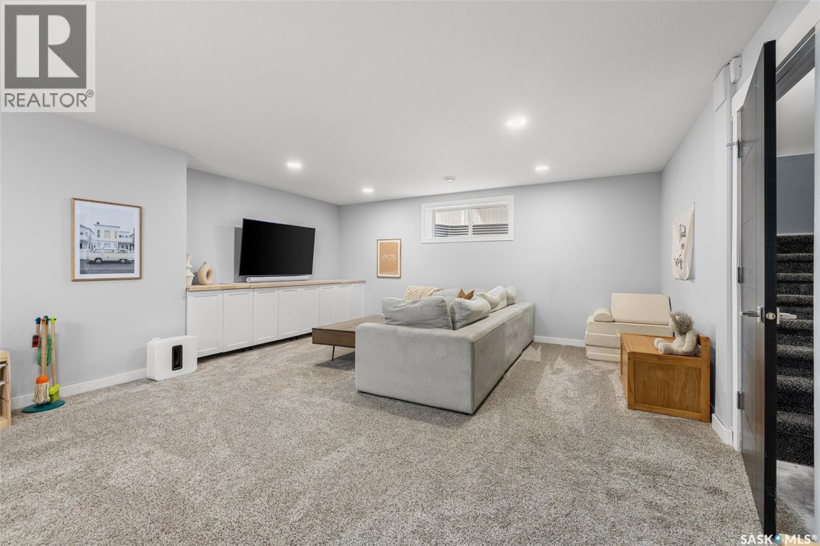 5196 Aviator Crescent, Regina, SK - Indoor Photo Showing Basement