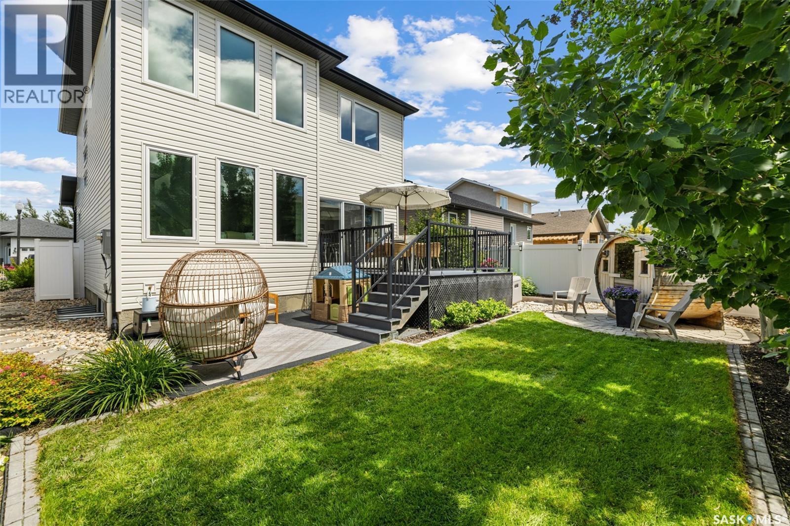 5196 Aviator Crescent, Regina, SK - Outdoor