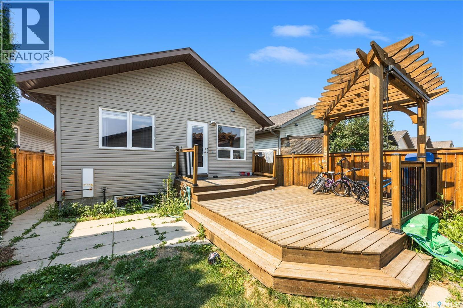 439 Coad Manor, Saskatoon, SK - Outdoor With Deck Patio Veranda With Exterior