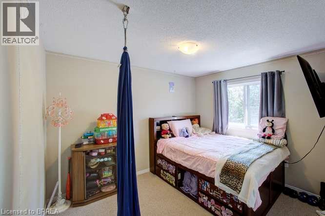 223 Melran Drive, Cambridge, ON - Indoor Photo Showing Bedroom