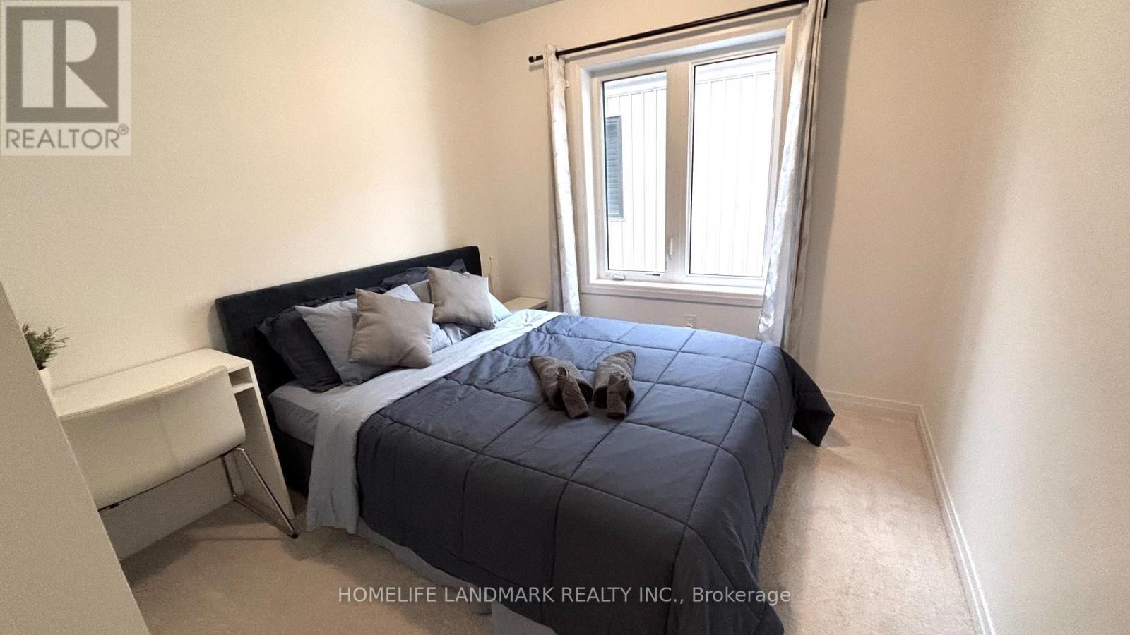 19 Pogie Drive, Welland, ON - Indoor Photo Showing Bedroom