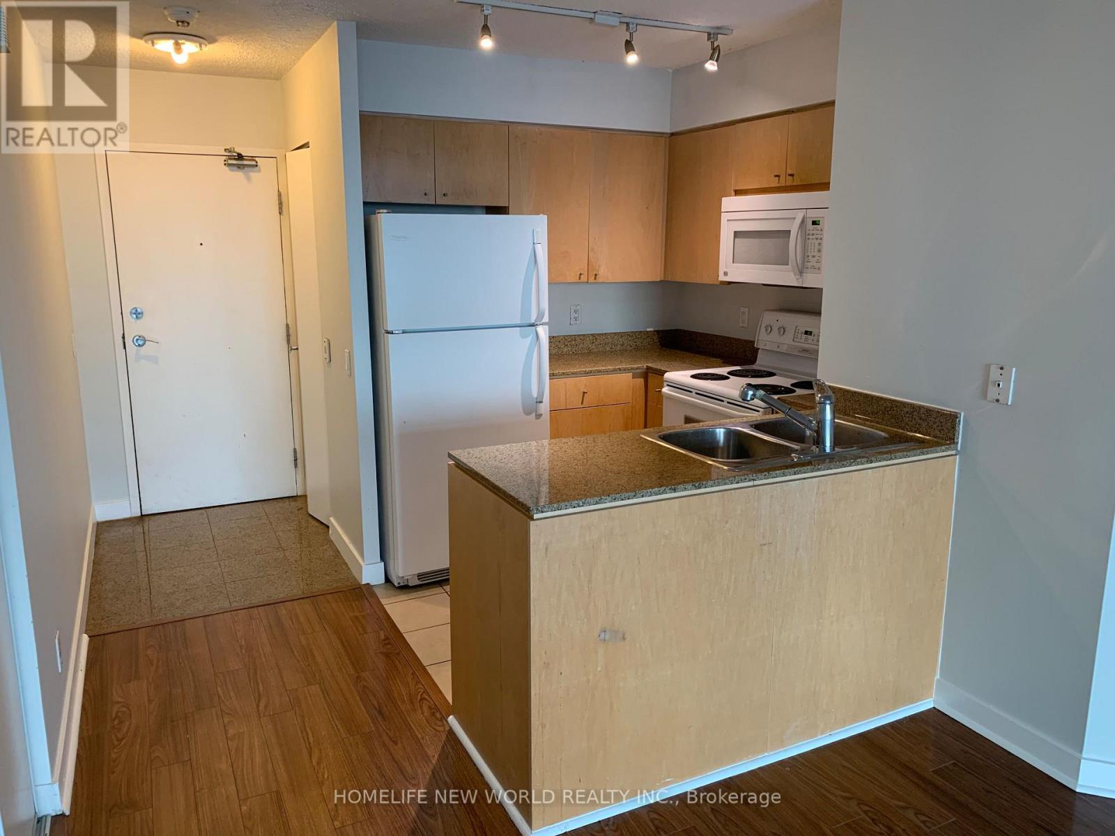 2607 - 361 Front Street, Toronto, ON - Indoor Photo Showing Kitchen With Double Sink