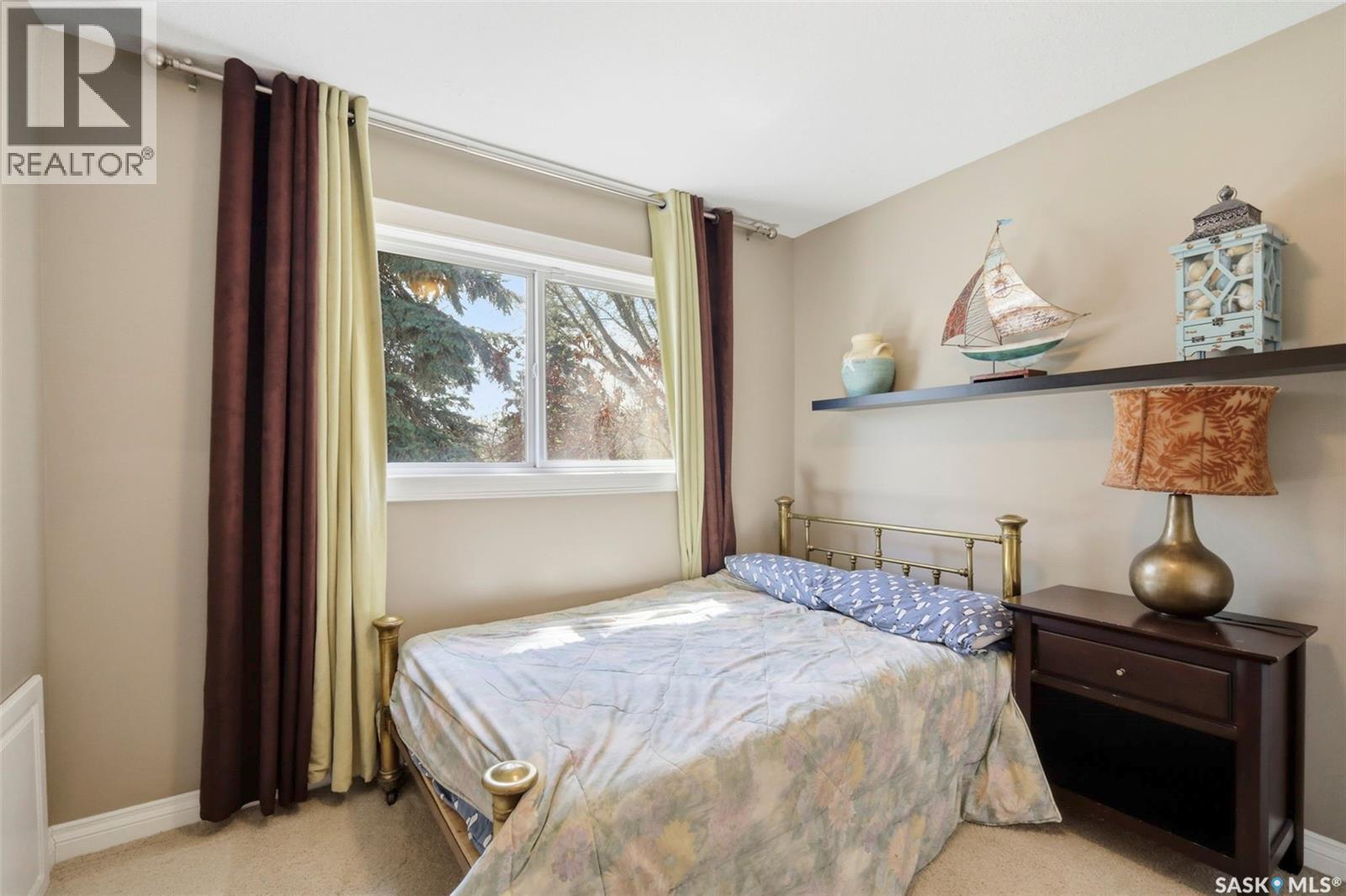 816 Empress Street, Saskatoon, SK - Indoor Photo Showing Bedroom