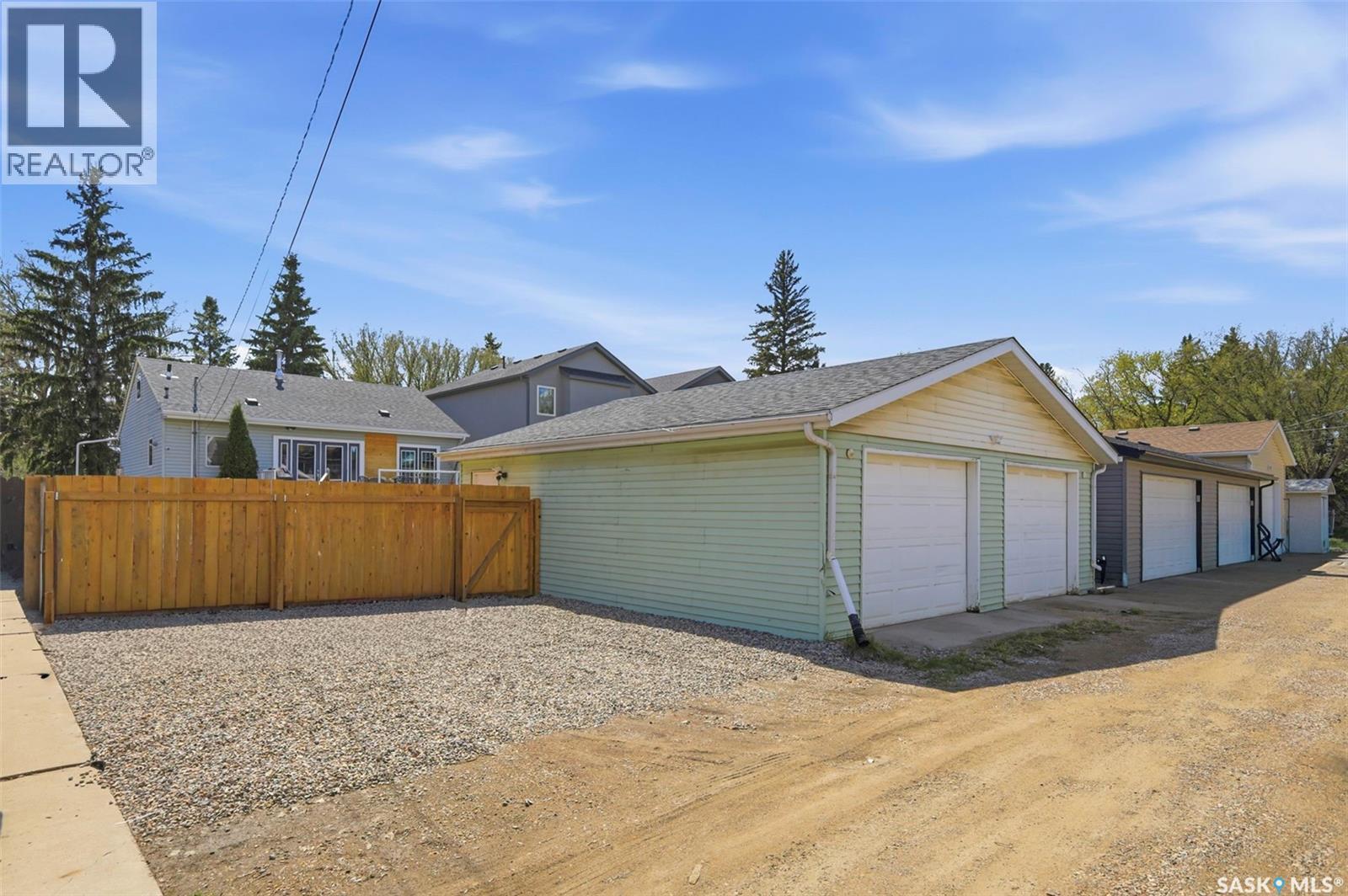 816 Empress Street, Saskatoon, SK - Outdoor