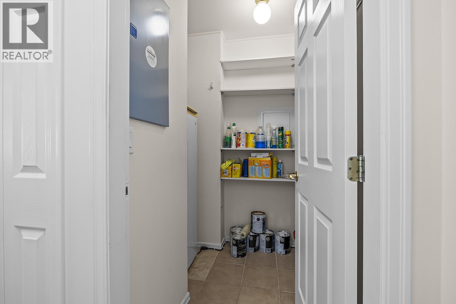 877 Klo Road Unit# 112, Kelowna, BC - Indoor Photo Showing Other Room