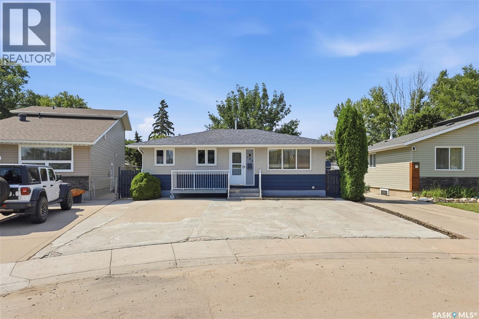 165 Acadia Court, Saskatoon, SK