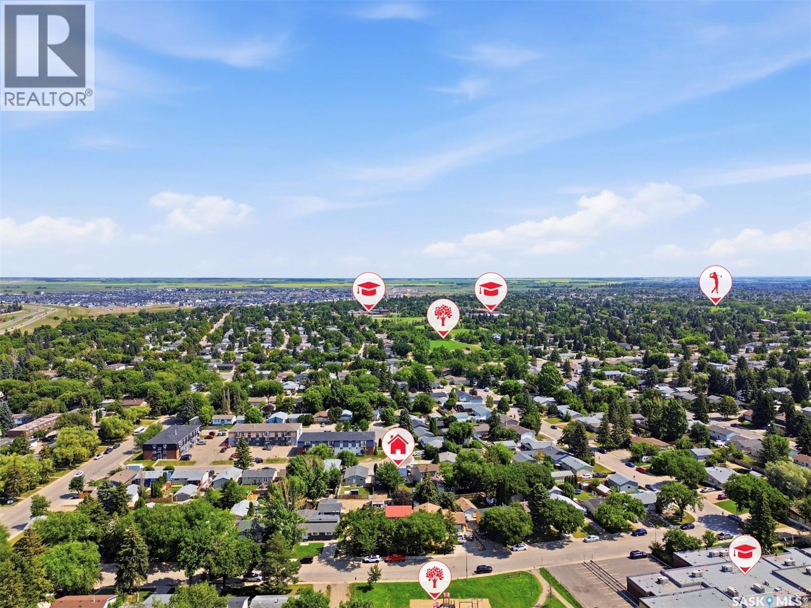 165 Acadia Court, Saskatoon, SK