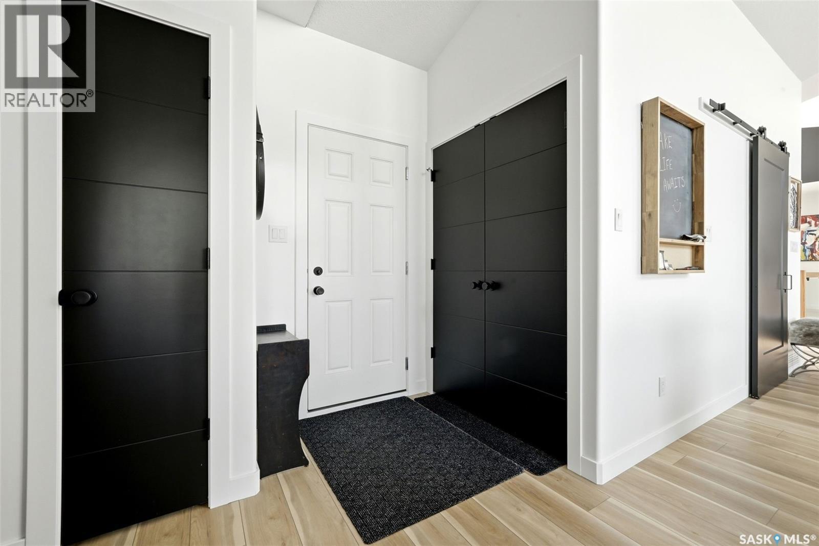 232 Edgewood Drive, Buena Vista, SK - Indoor Photo Showing Other Room