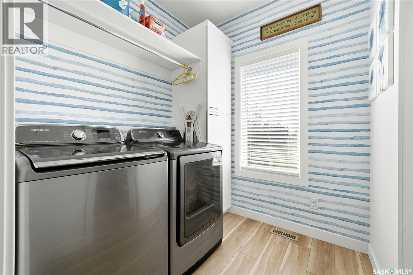 232 Edgewood Drive, Buena Vista, SK - Indoor Photo Showing Laundry Room