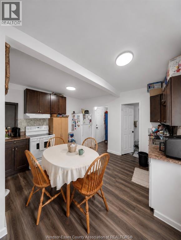 253 Curry Avenue, Windsor, ON - Indoor Photo Showing Dining Room