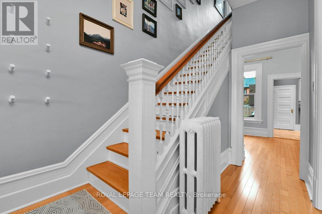 7 Third Avenue, Ottawa, ON - Indoor Photo Showing Other Room