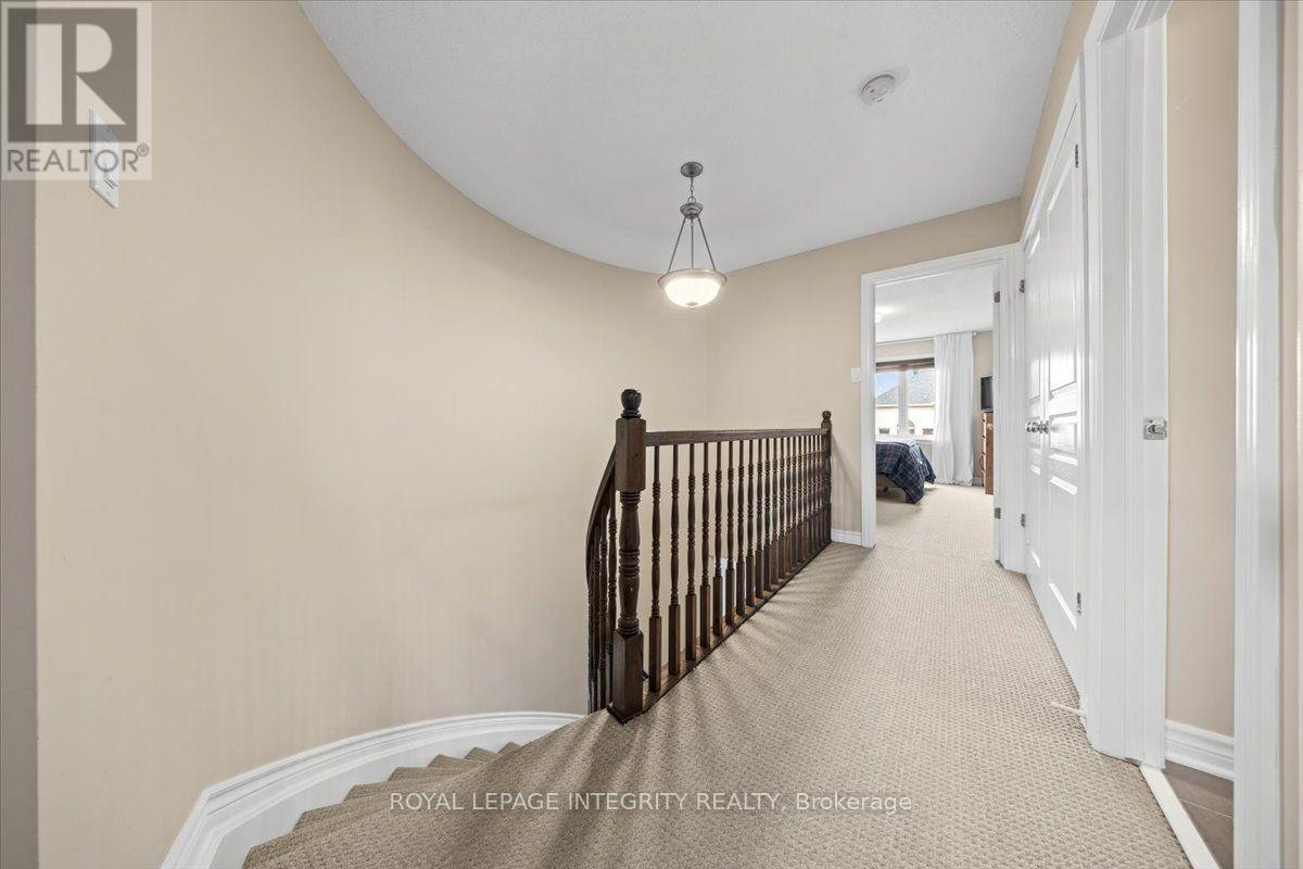 1433 Comfrey Crescent, Ottawa, ON - Indoor Photo Showing Other Room