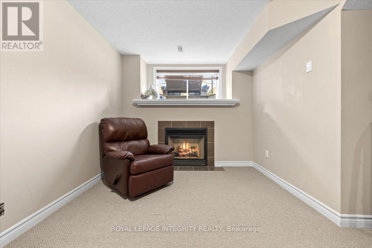 1433 Comfrey Crescent, Ottawa, ON - Indoor With Fireplace