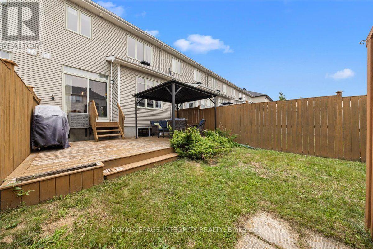 1433 Comfrey Crescent, Ottawa, ON - Outdoor With Deck Patio Veranda With Exterior