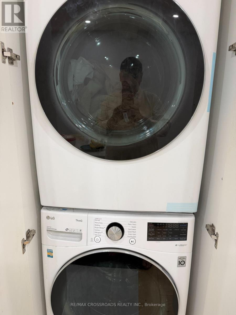 82 Jack Monkman Crescent, Markham, ON - Indoor Photo Showing Laundry Room