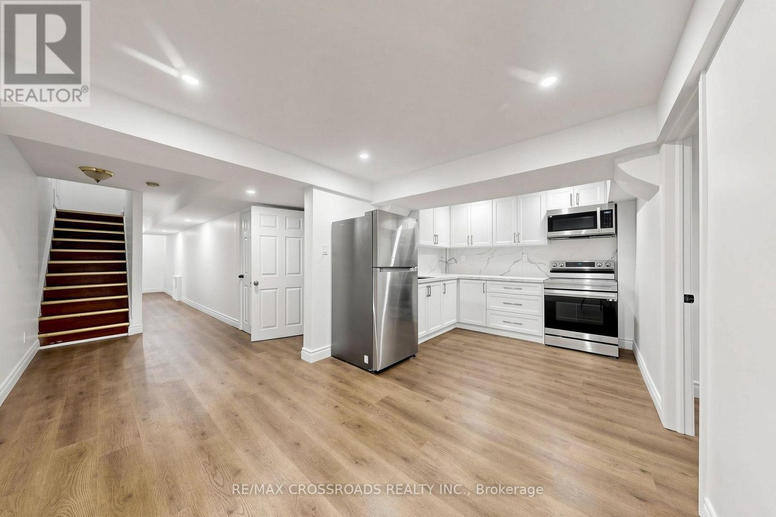 82 Jack Monkman Crescent, Markham, ON - Indoor Photo Showing Kitchen