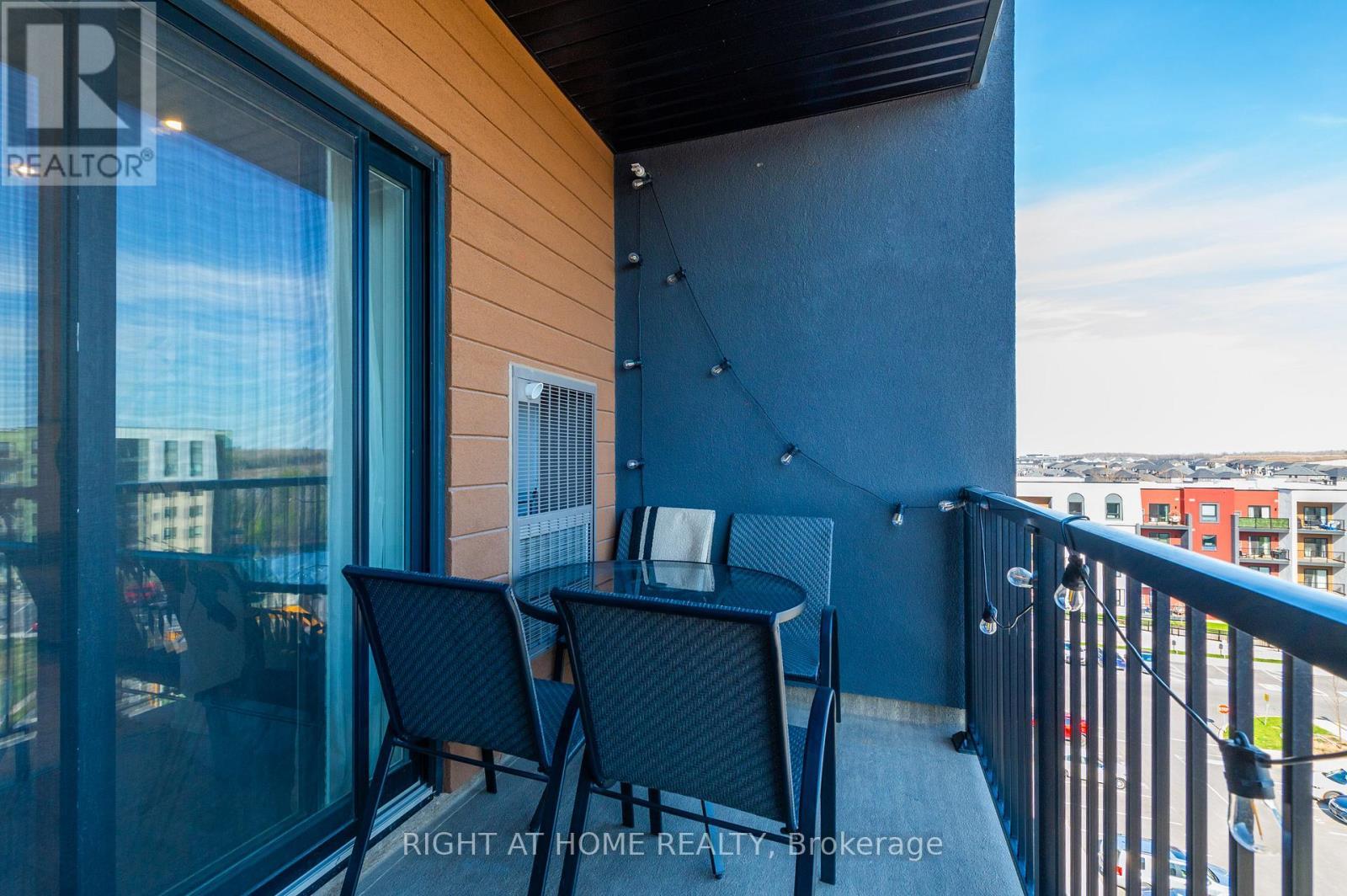 507 - 4 Spice Way, Barrie, ON - Outdoor With Balcony With Exterior