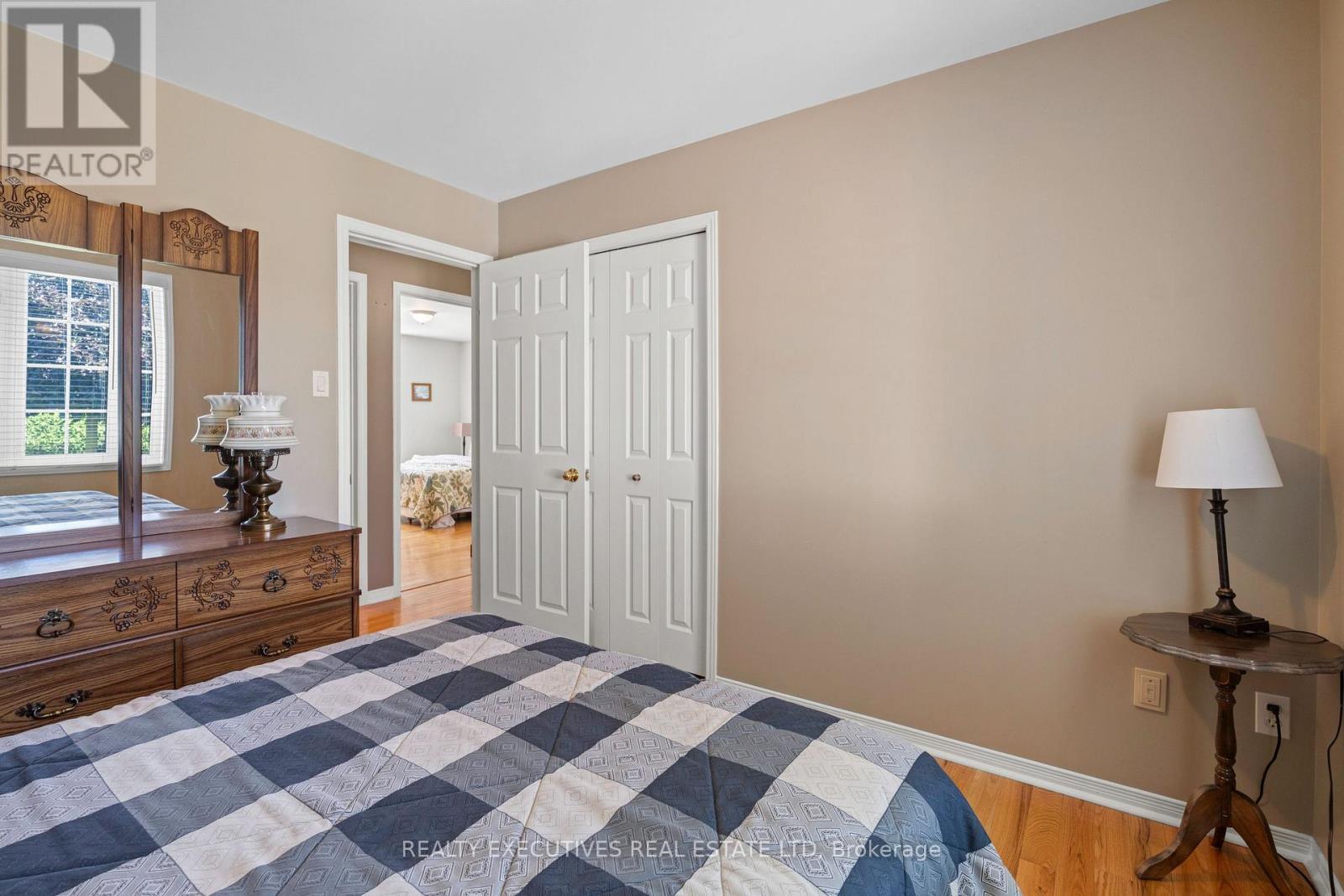 Bedroom 3 - 434 Queen Street, North Dundas, ON - Indoor Photo Showing Bedroom