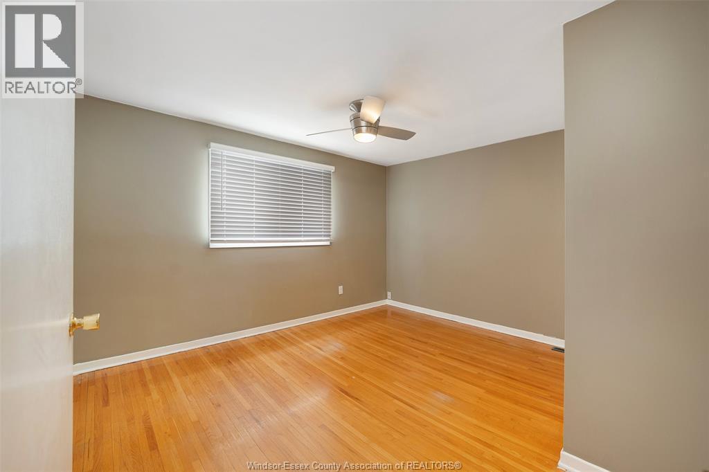 907 Gladstone Avenue Unit# Main, Windsor, ON - Indoor Photo Showing Other Room