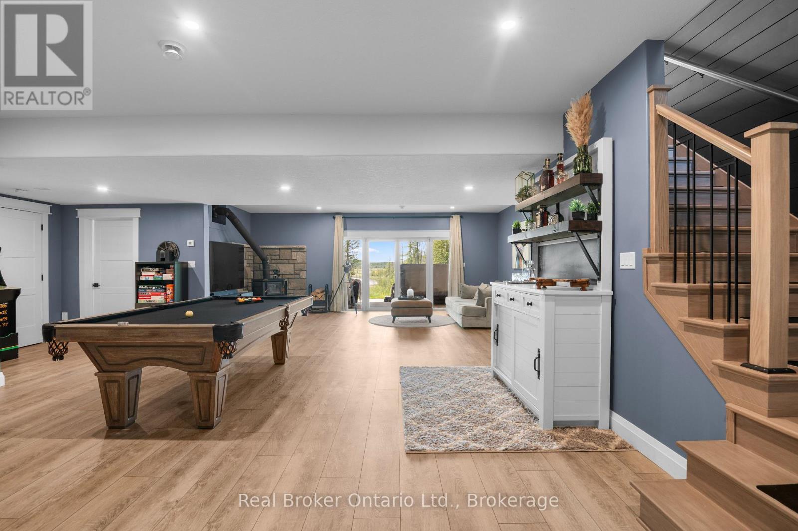 156 Pine View Drive, West Grey, ON - Indoor Photo Showing Other Room
